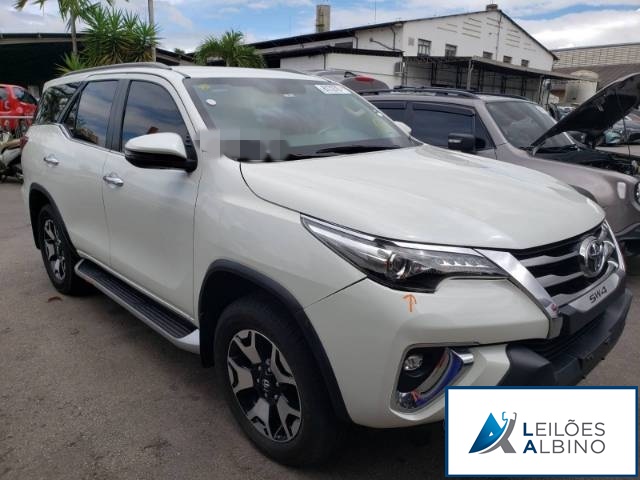 SW4 DIAMOND 2.8 D-4D TURBO