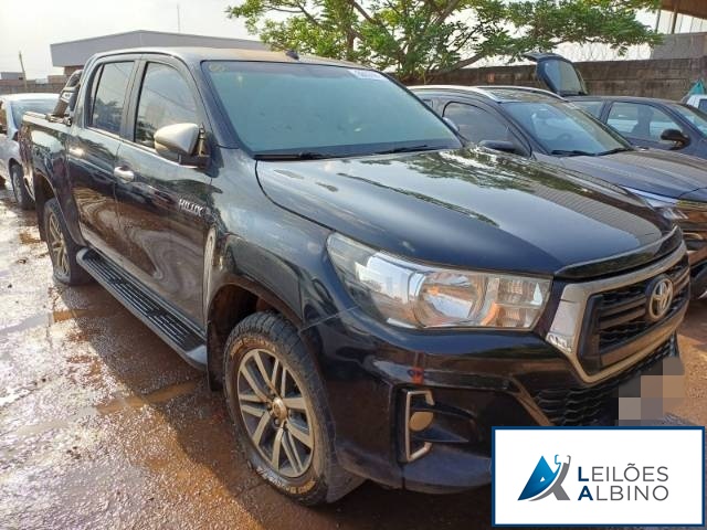 HILUX CD SRV 2.8 D-4D TURBO