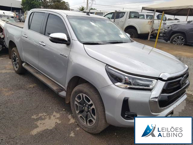 HILUX CD SRX 2.8 D-4D TURBO