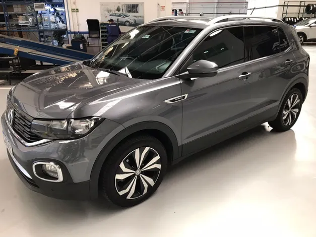 •	Marca: Volkswagen Modelo: T-cross Versão: Highline 1.4 TSI Flex 16V 5p Aut 