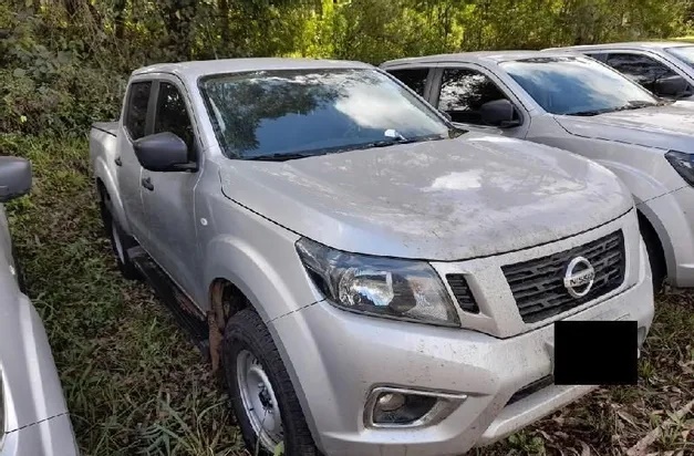 •	Marca: Nissan •	Modelo: Frontier Versão: S MTX4 2.3 •