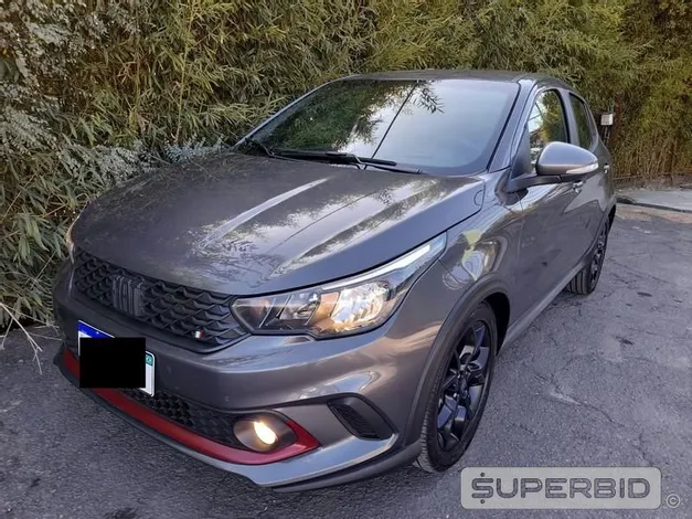 •	Marca: Fiat •	Modelo: Argo Versão: HGT 1.8 AT6 •